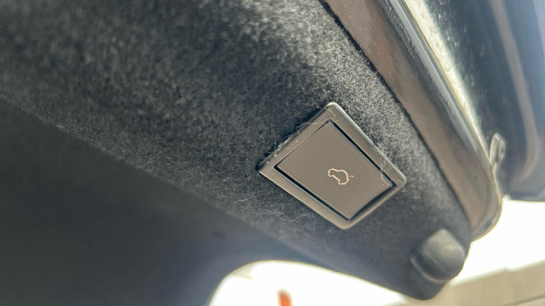 Skoda Superb 1.4 TSI iV SE L DSG 5dr Hatchback